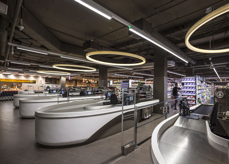 Spar-supermercado-en-Budapest-diseño-por-LAB5-architects_13
