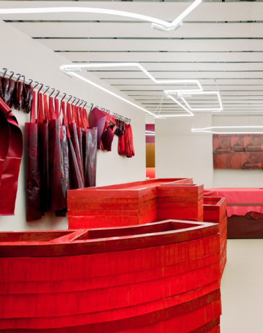 Instalación Petit h del Studio Toogood para Hermès en Londres