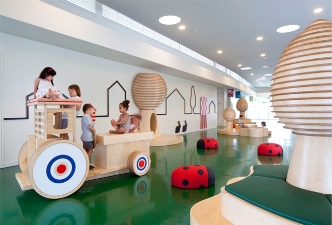 Centro educativo infantil en Tel Aviv, Israel, diseño interior realizado por Sarit Shani Hay.