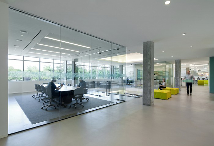 Oficinas_Hain_Celestial_New_York_Architecture_information_JBM_interior_design_3