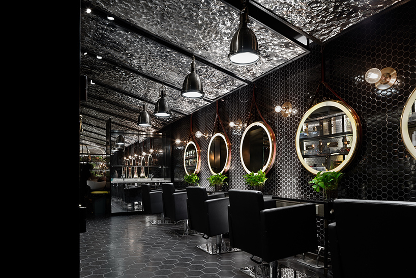 Peluquería-barbería diseñada por Designwire en Wuxi, China