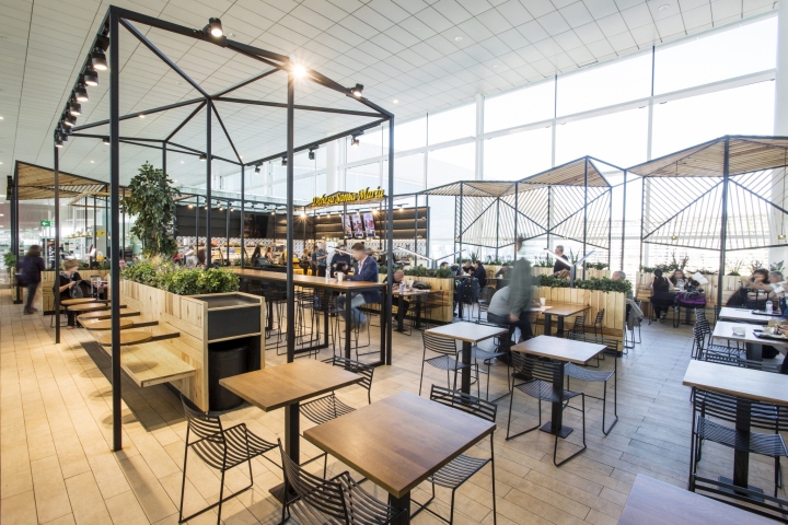 Restaurante Dehesa Santa María en T1 del aeropuerto de Barcelona, diseño de Dear Design